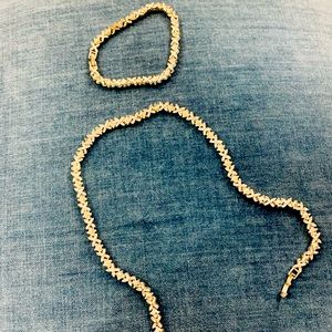 Premier necklace and bracelet!!  ✨🌟💫
